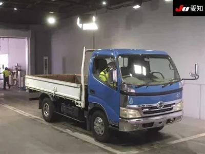 Hino DUTRO