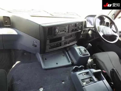 Hino TRUCK