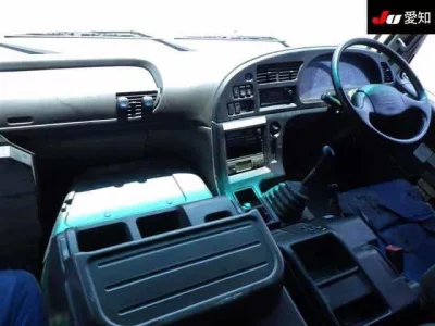 Isuzu TRUCK