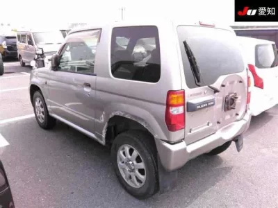 Mitsubishi PAJERO MINI