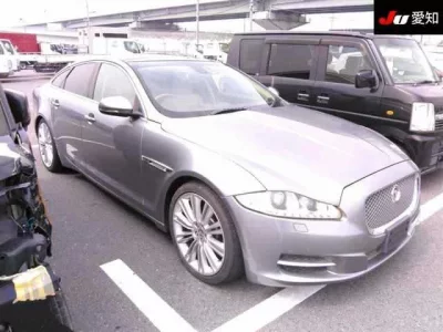 Jaguar XJ SERIES
