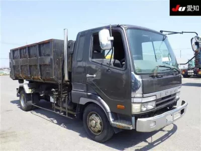 Mitsubishi FUSO FIGHTER