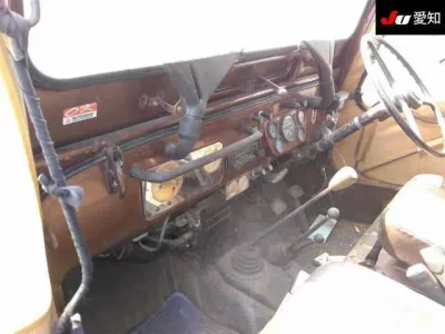 Mitsubishi JEEP