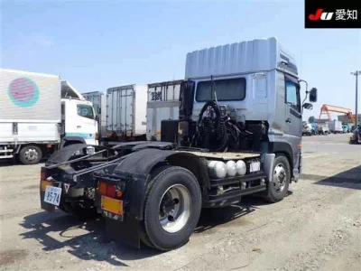 Nissan QUON