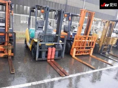 KOMATSU FORKLIFT