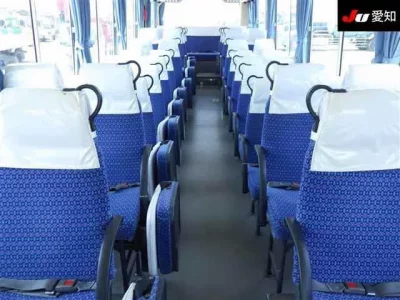 Hino BLUERIBBON
