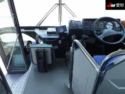 Hino BLUERIBBON