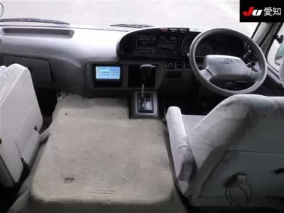 Toyota COASTER
