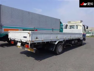 Mitsubishi FUSO FIGHTER