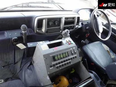 Hino TRUCK