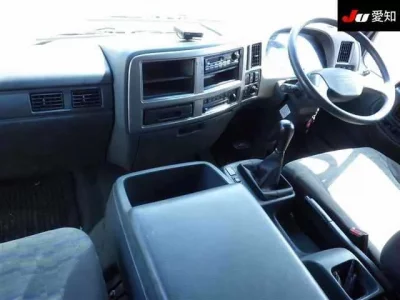 Nissan CONDOR