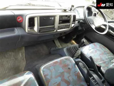 Hino TRUCK