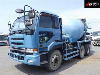 Nissan TRUCK