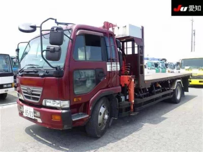 Nissan TRUCK