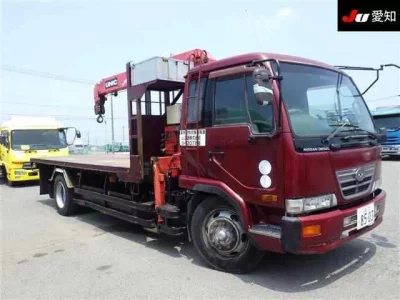 Nissan TRUCK