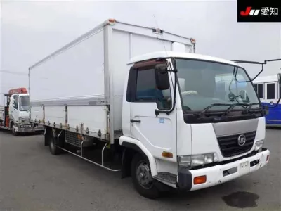 Nissan CONDOR
