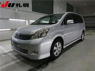 Toyota ISIS