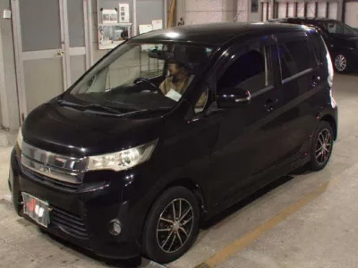 Mitsubishi EK CUSTOM