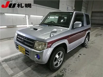 Mitsubishi PAJERO MINI