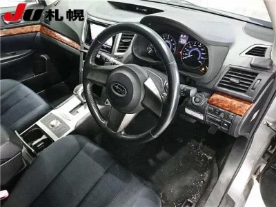 Subaru LEGACY B4