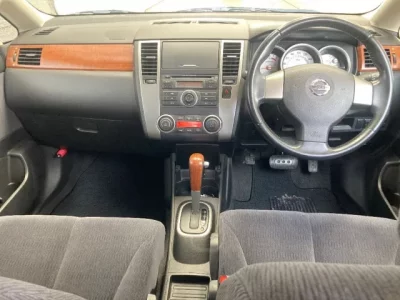 Nissan TIIDA LATIO