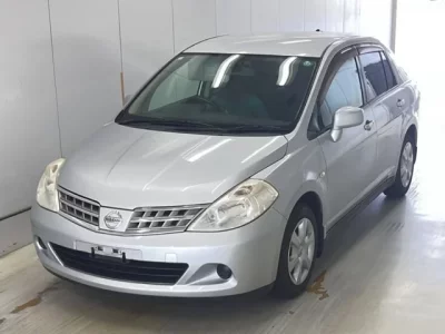 Nissan TIIDA LATIO