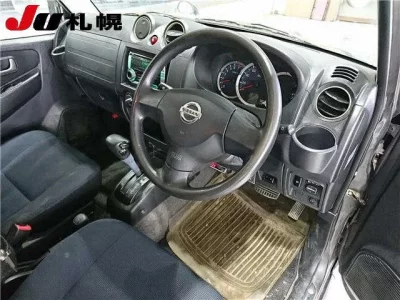 Nissan KIX