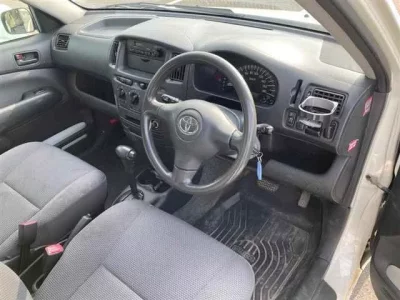Toyota SUCCEED