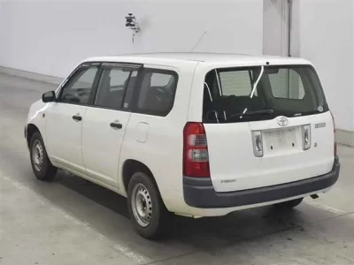 Toyota SUCCEED