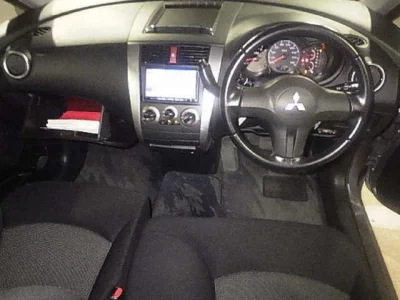 Mitsubishi COLT PLUS