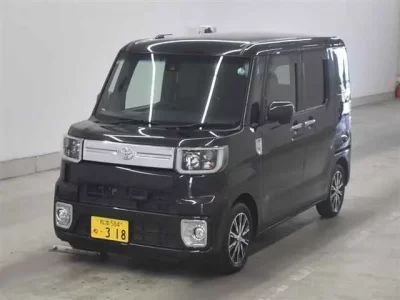 Toyota PIXIS MEGA
