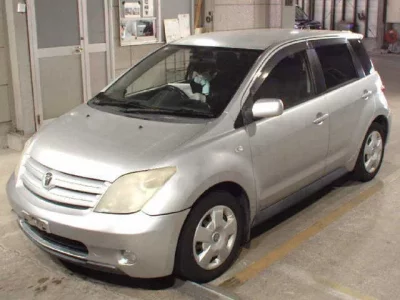 Toyota IST