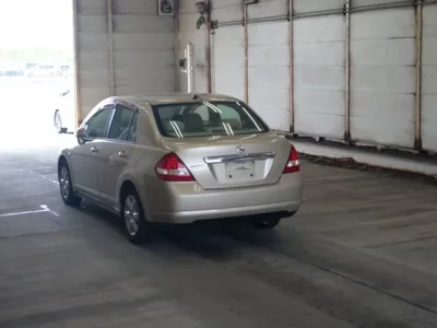 Nissan TIIDA LATIO