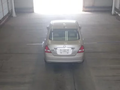 Nissan TIIDA LATIO