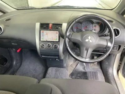 Mitsubishi COLT PLUS