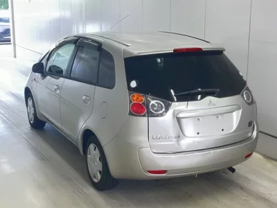 Mitsubishi COLT PLUS