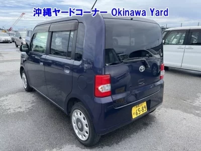 Toyota PIXIS SPACE