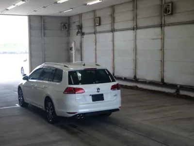 Volkswagen GOLF VARIANT
