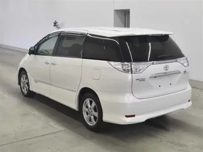 Toyota ESTIMA HYBRID