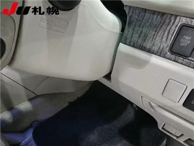 Toyota ESTIMA HYBRID