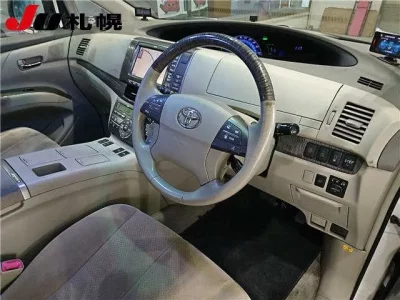 Toyota ESTIMA HYBRID