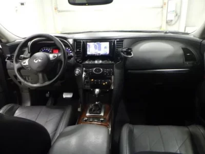 Nissan INFINITI