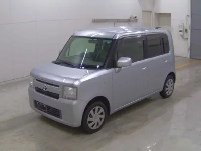 Toyota PIXIS SPACE