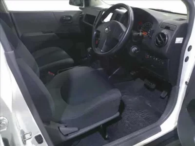 Nissan AD