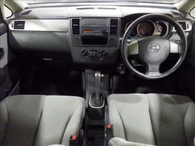Nissan TIIDA LATIO