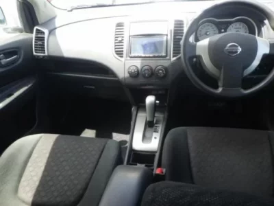 Nissan WINGROAD
