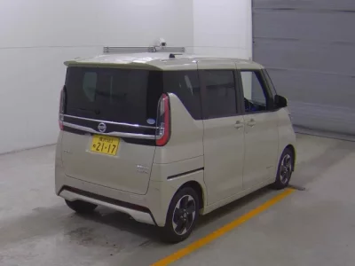 Nissan ROOX