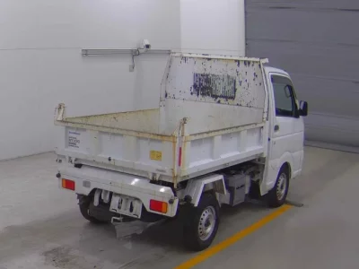 Nissan CLIPPER TRUCK
