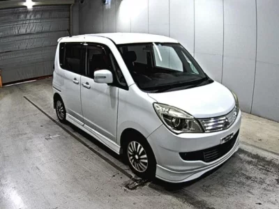 Mitsubishi DELICA D2