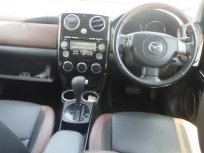 Mazda VERISA